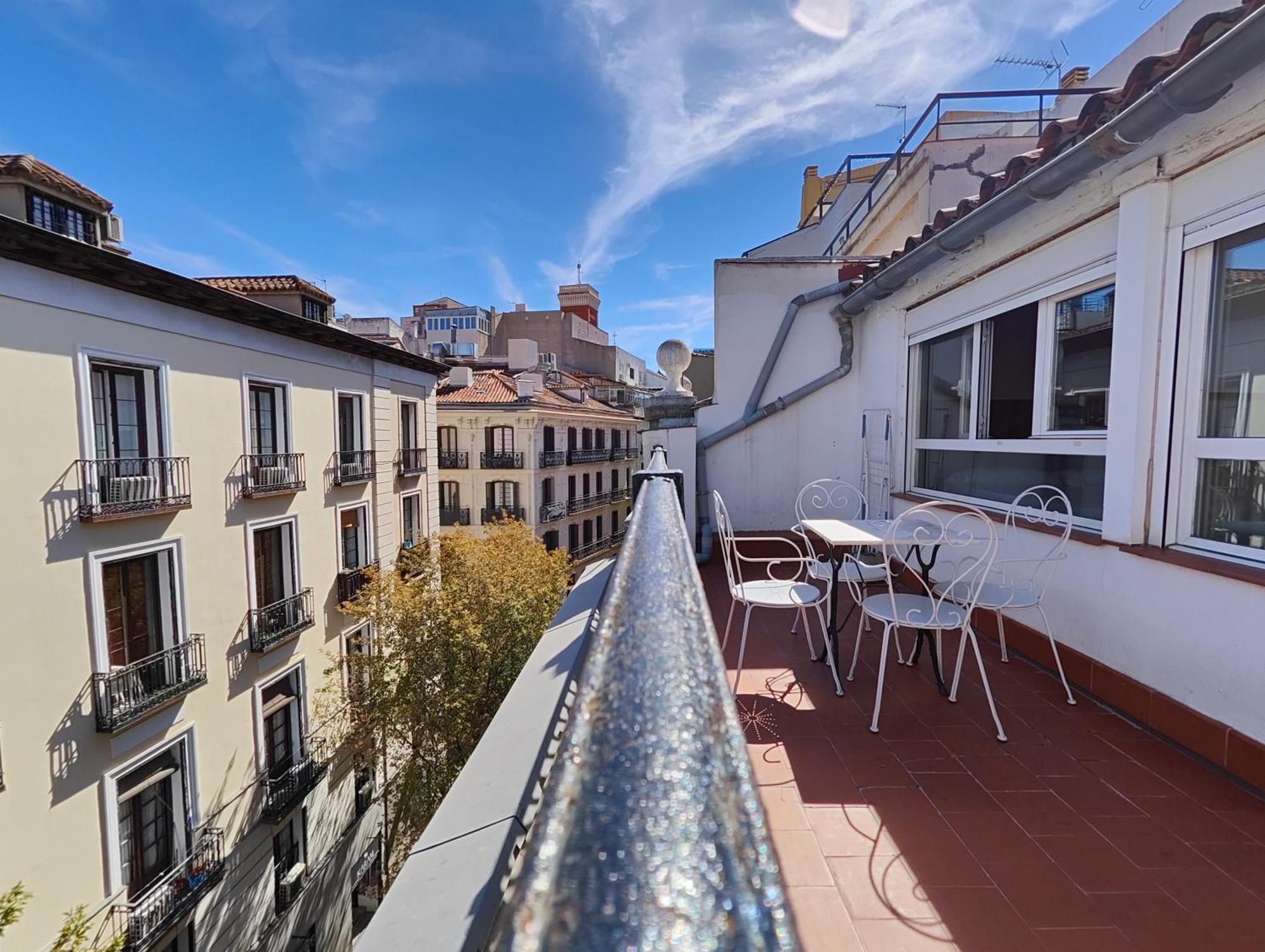 Apartamentos Mayor Centro Madrid Bagian luar foto