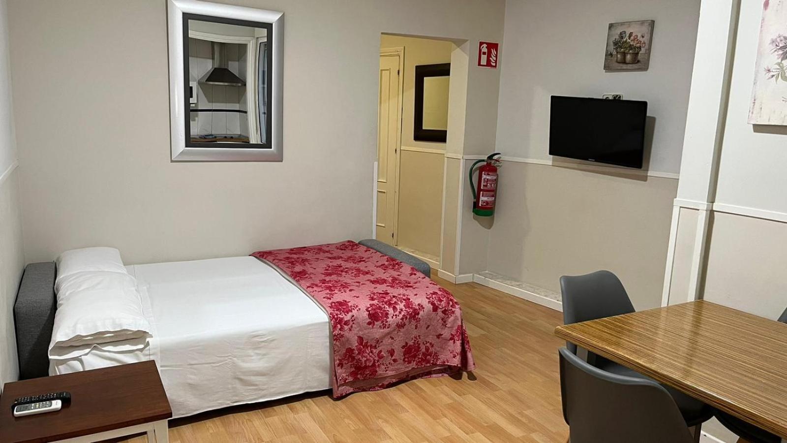 Apartamentos Mayor Centro Madrid Bagian luar foto